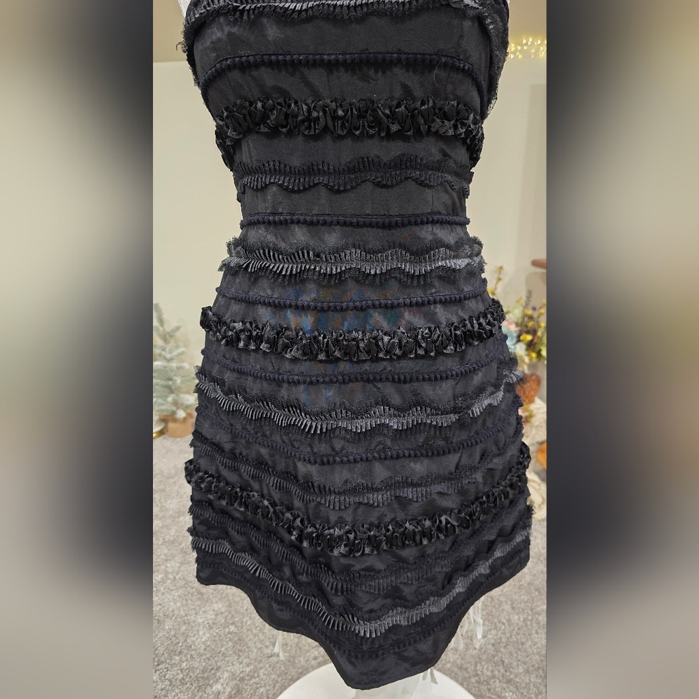 LAUNDRY By Shelli Segal Textured Ruffle Cocktail Mini Dress Sz 6 - Picture 4 of 12